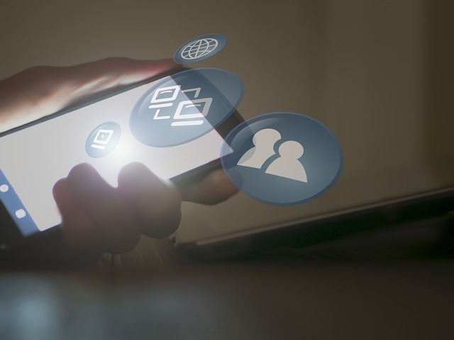 Bezel-less Displays: The Way of the Future?